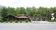 Pine Burr Inn - Motel