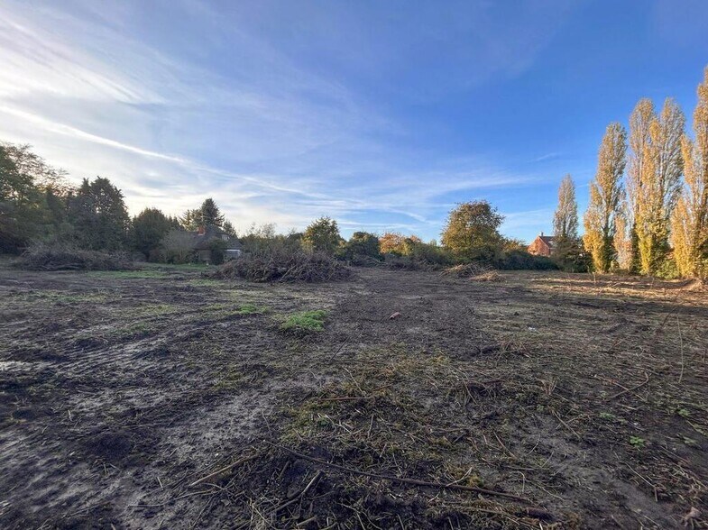 111 High St, Newington à vendre - Photo du bâtiment - Image 3 de 11