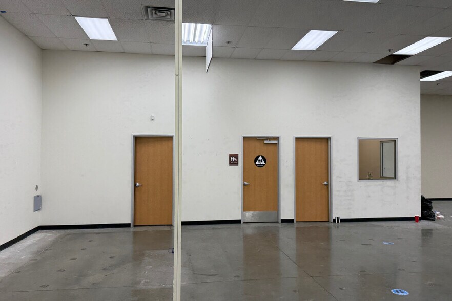 1255 E Fortune Ave, Fresno, CA à louer - Photo du bâtiment - Image 2 de 4