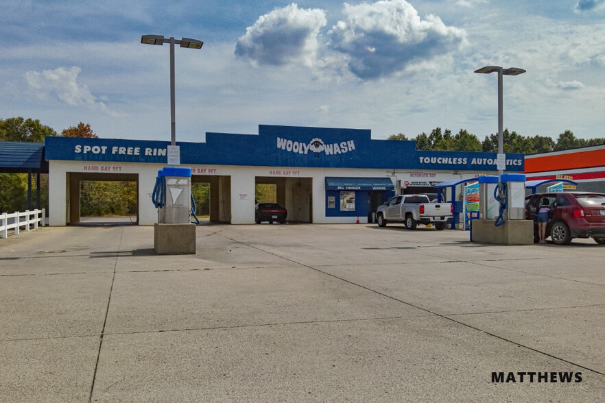 Wooly Wash Portfolio – 12 Locations portfolio of 12 properties for sale on LoopNet.ca - Building Photo - Image 3 of 4