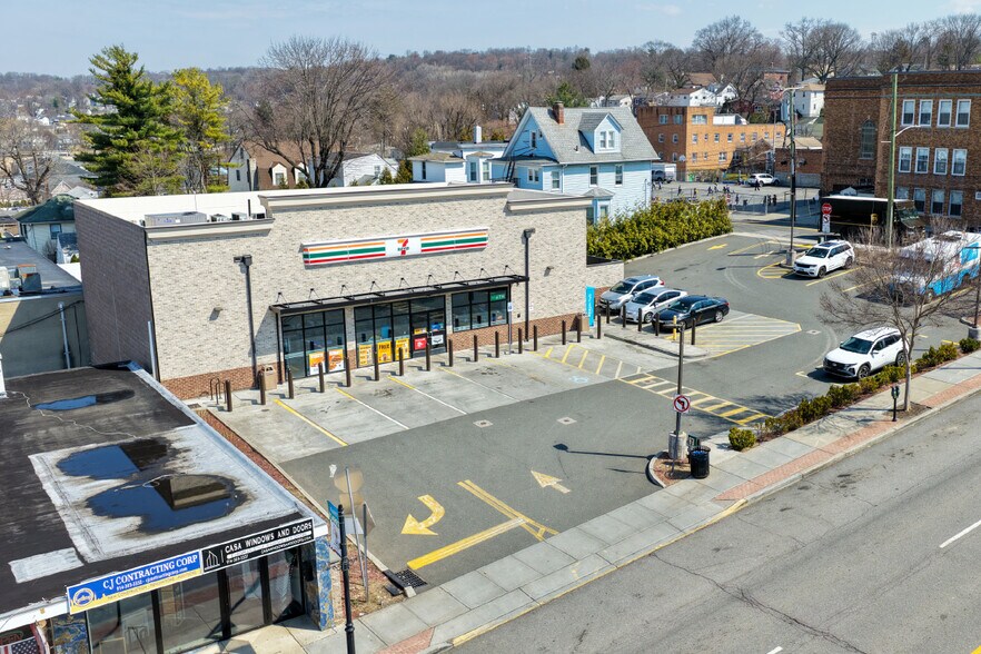 37 E Main St, Elmsford, NY for sale - Building Photo - Image 2 of 4