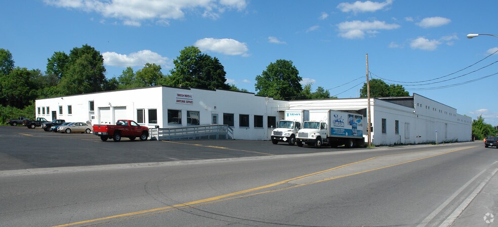 3360 Milton Ave, Syracuse, NY à louer - Photo du bâtiment - Image 2 de 4