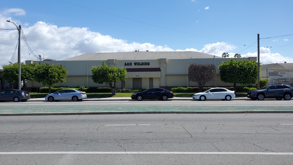 942 S Santa Fe Ave, Compton, CA for sale - Building Photo - Image 1 of 1