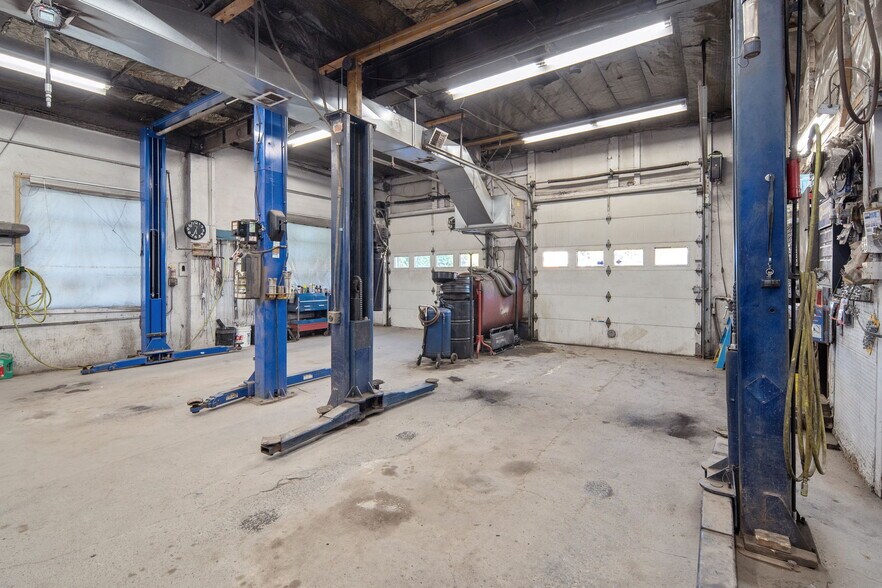 1907 Van Vranken Ave, Schenectady, NY à vendre - Photo du bâtiment - Image 3 de 31