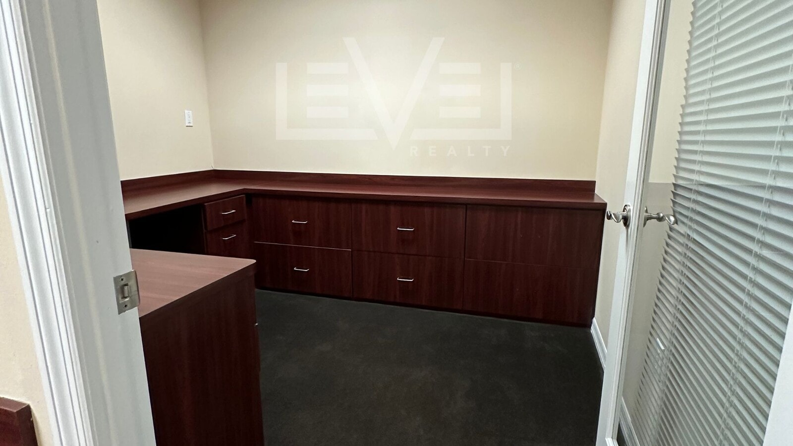 2455 E Sunrise Blvd, Fort Lauderdale, FL 33304 - Unit Full Floor - - Interior Photo - Image 1 of 9