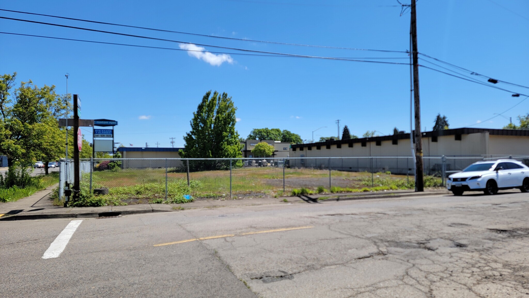 902 Pacific Blvd SE, Albany, OR à vendre Photo du bâtiment- Image 1 de 13