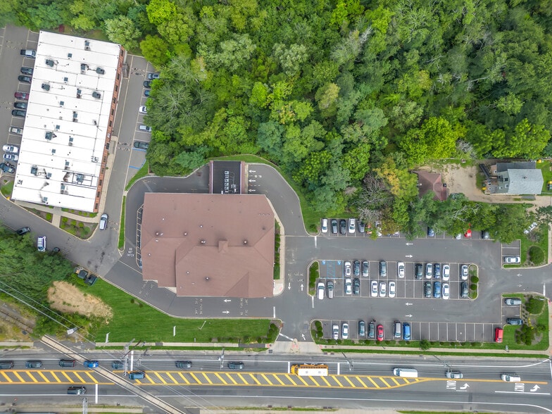 105 River Ave, Lakewood, NJ for lease - Building Photo - Image 3 of 36