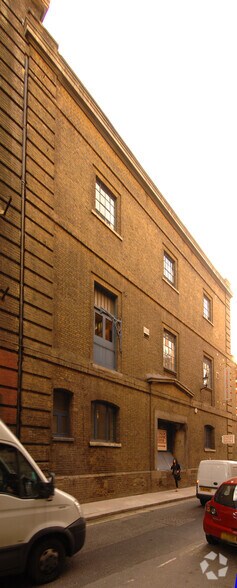 16-22 Shelton St, Londres à louer - Photo du bâtiment - Image 2 de 6
