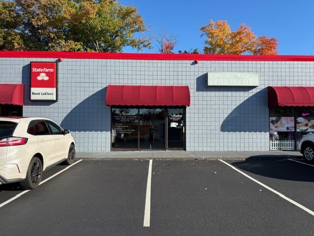 1100 Hooksett Rd, Hooksett, NH for lease - Primary Photo - Image 1 of 6
