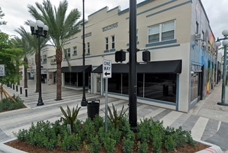 2032-2050 Hollywood Blvd, Hollywood, FL for lease Interior Photo- Image 2 of 8