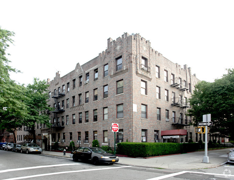 565 85th St, Brooklyn, NY for sale - Primary Photo - Image 1 of 1