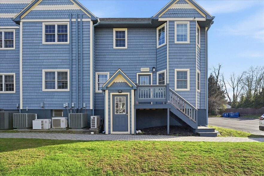 96 Freneau Ave, Matawan, NJ à vendre - Photo du bâtiment - Image 3 de 84