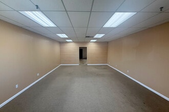 650 Route 112, Port Jefferson Station, NY for lease Interior Photo- Image 1 of 2