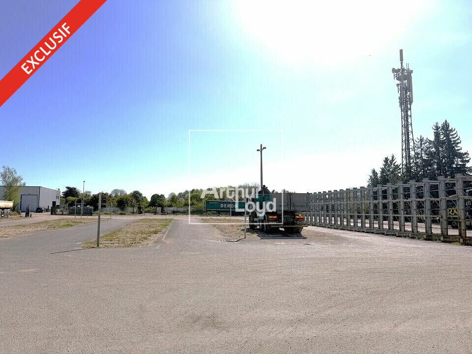 Industrial in Vaux-le-Pénil for lease Building Photo- Image 1 of 5