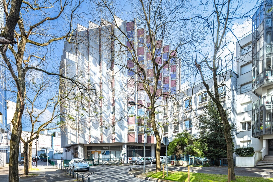 201 Rue De La Piazza, Noisy-le-Grand à louer - Photo principale - Image 1 de 48