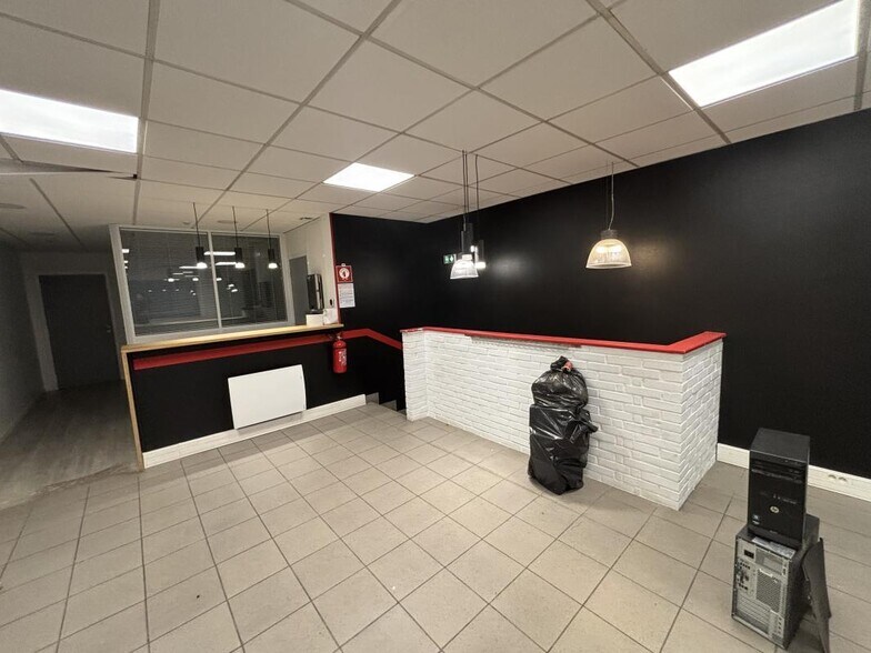Industrial in Mitry-Mory for lease - Building Photo - Image 3 of 14