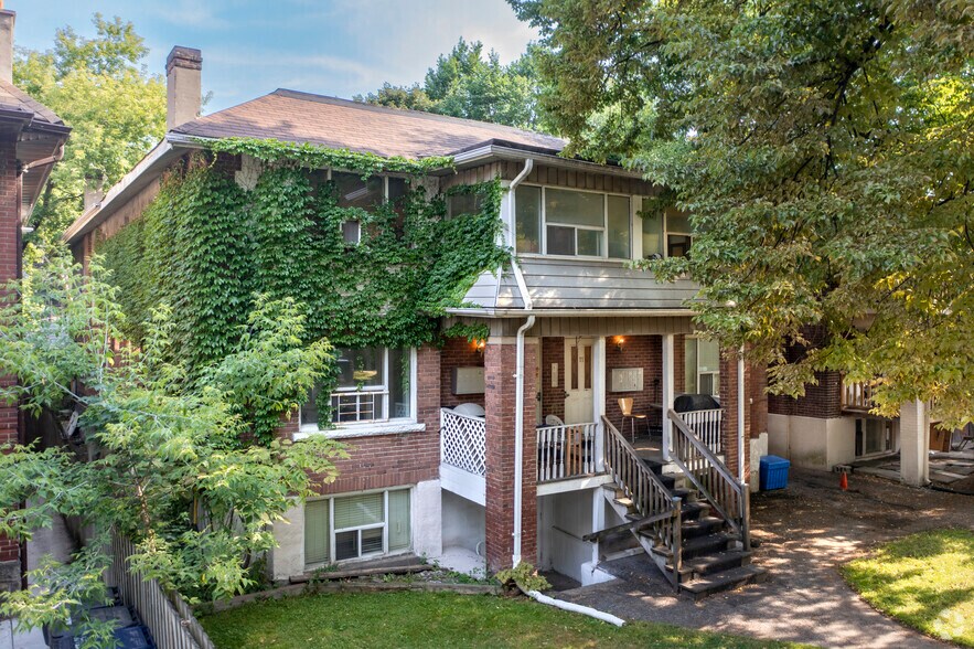 15 Temple Av, Toronto, ON à vendre - Photo principale - Image 1 de 1