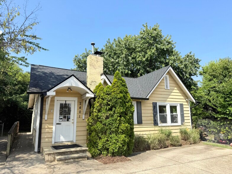 2401 White Ave, Nashville, TN for sale - Building Photo - Image 1 of 8