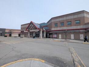 1980 Ogilvie Rd, Ottawa, ON for lease Building Photo- Image 2 of 6