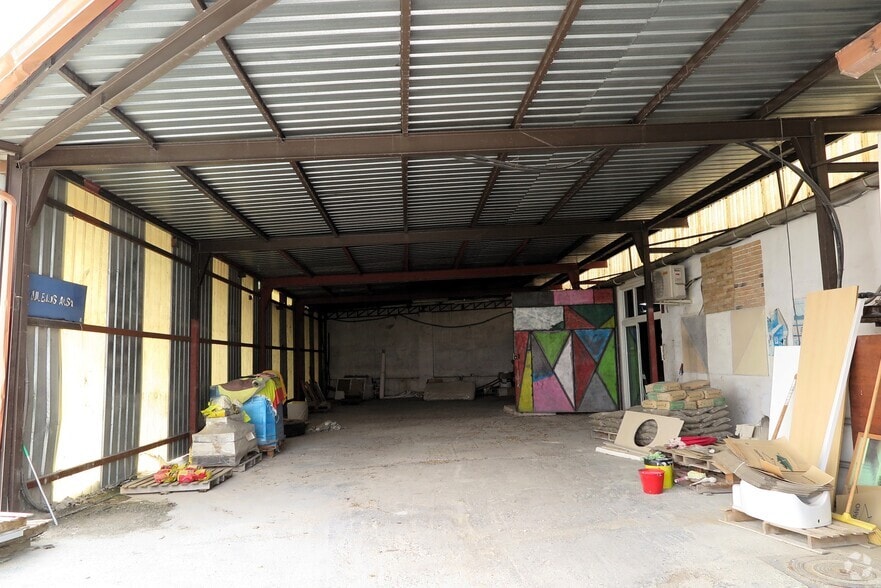 Carretera Villamanta, s/n, Navalcarnero, Madrid à vendre - Photo du bâtiment - Image 3 de 8