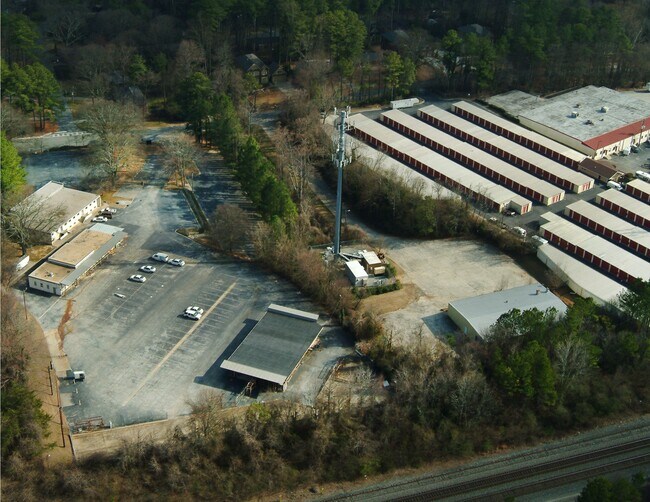 Plus de détails pour 2762 Caldwell Rd NE, Brookhaven, GA - Industriel à louer