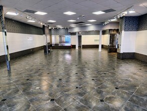 955 W Diversey Pky, Chicago, IL à louer Photo intérieure- Image 2 de 5