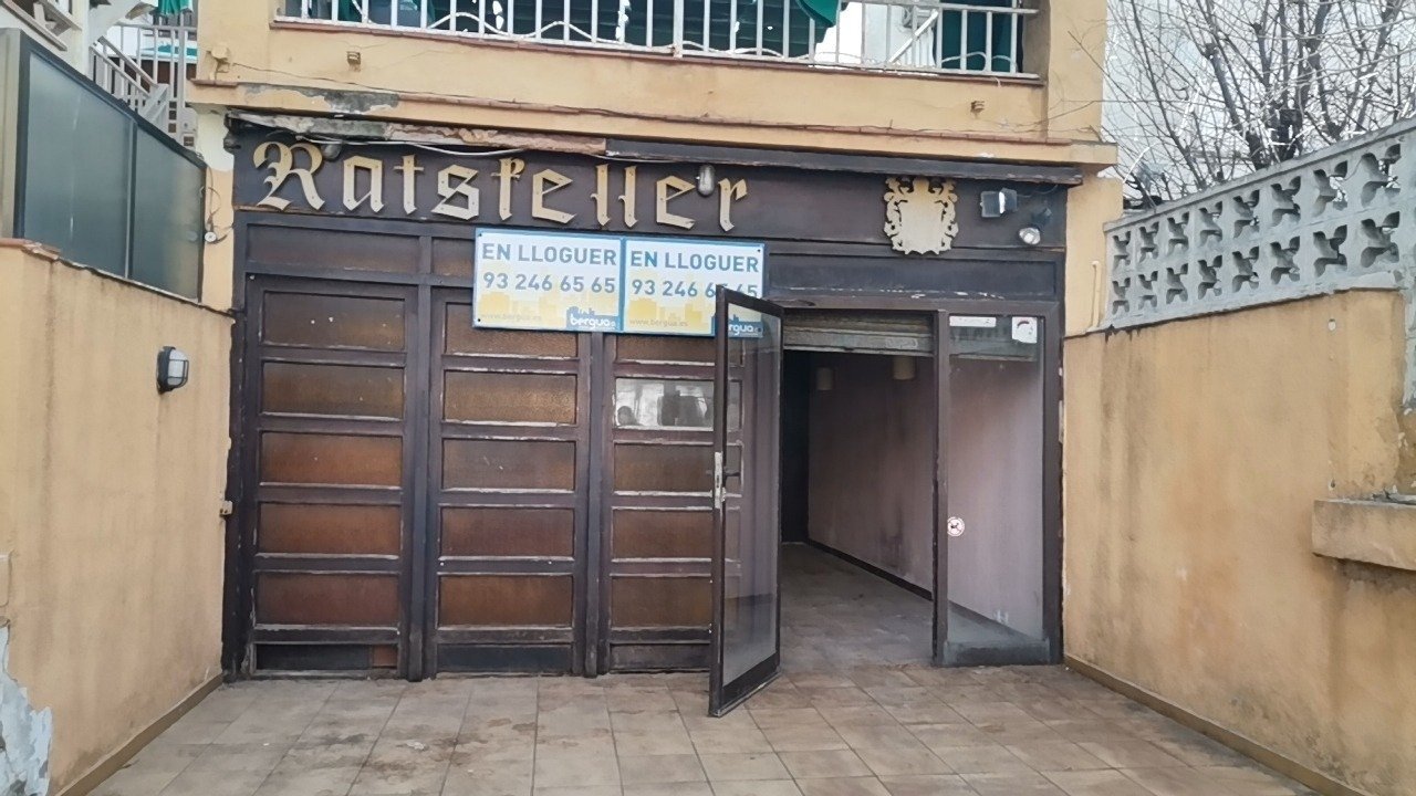 Commerce de détail dans Castelldefels, Barcelona à louer Photo intérieure- Image 1 de 16