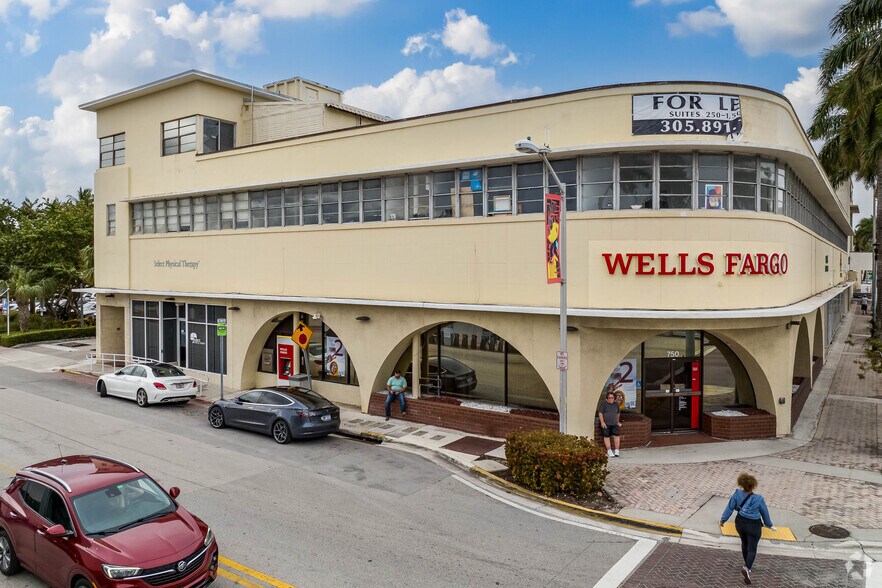 4014 Chase Ave, Miami Beach, FL à louer - Photo du bâtiment - Image 2 de 16