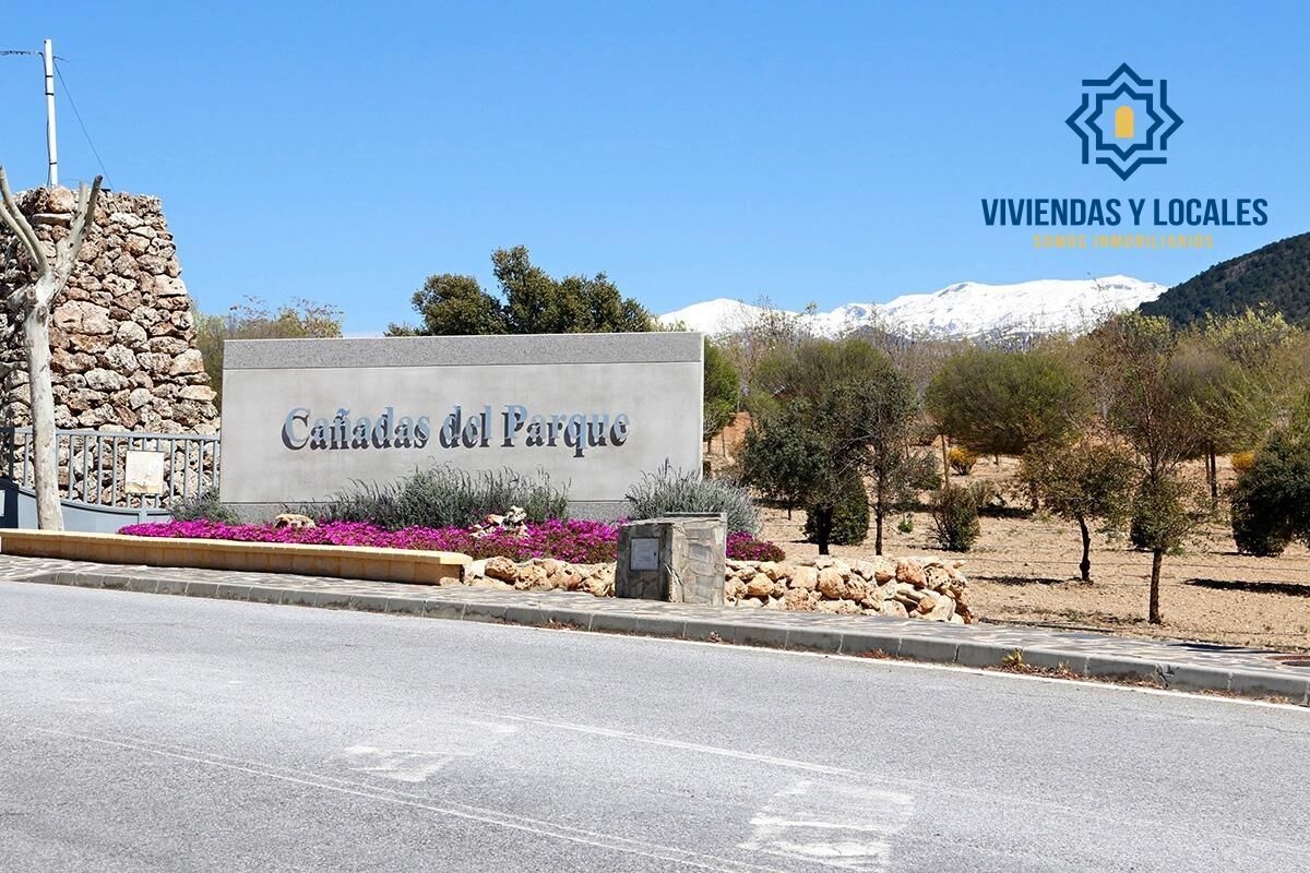 Land in Dílar for sale Building Photo- Image 1 of 22