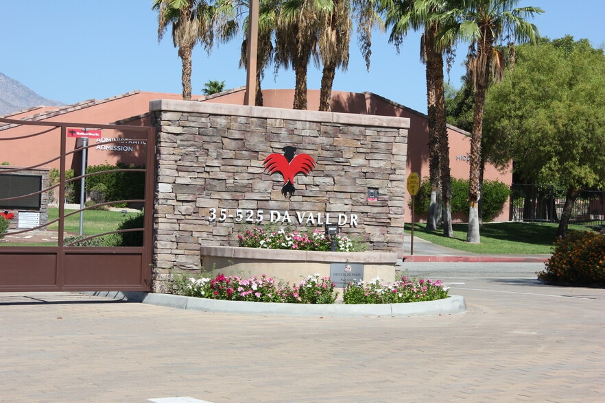 35525 Da Vall Dr, Rancho Mirage, CA for sale - Building Photo - Image 3 of 16