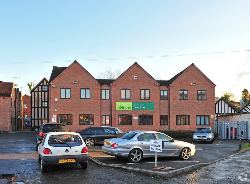 Queen St, Droitwich for sale - Building Photo - Image 2 of 11