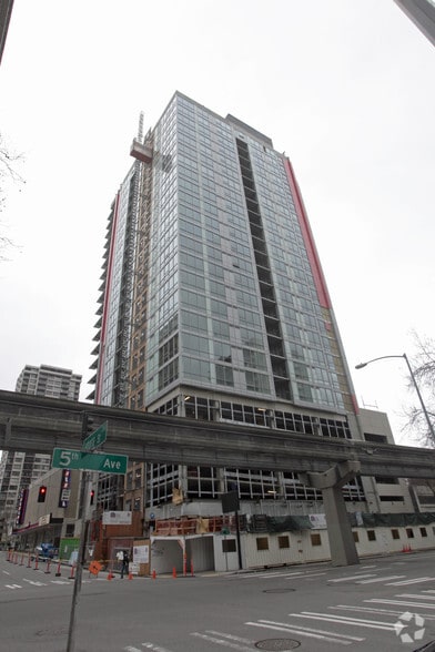 2105 5th Ave, Seattle, WA for lease - Building Photo - Image 3 of 107