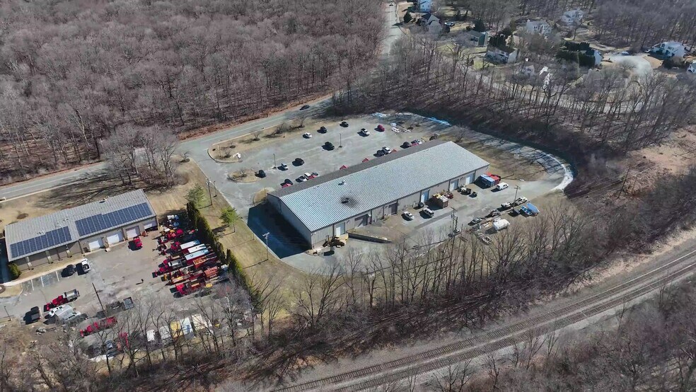 12 Orben Dr, Landing, NJ à louer - Vidéo sur l’inscription commerciale - Image 2 de 56