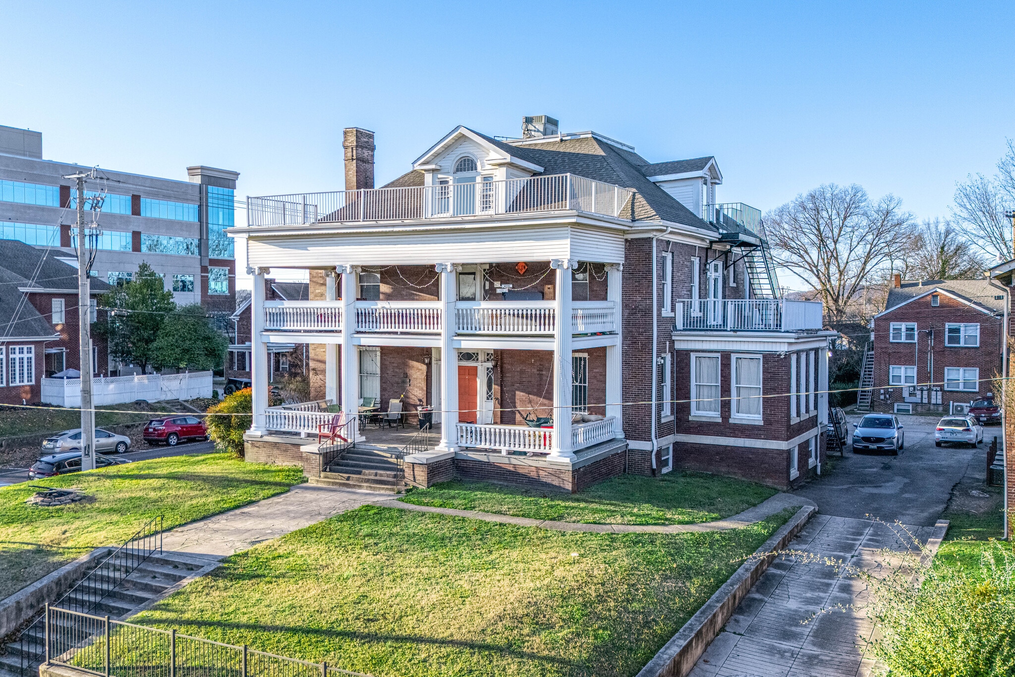1733 W Clinch Ave, Knoxville, TN à vendre Photo du bâtiment- Image 1 de 34