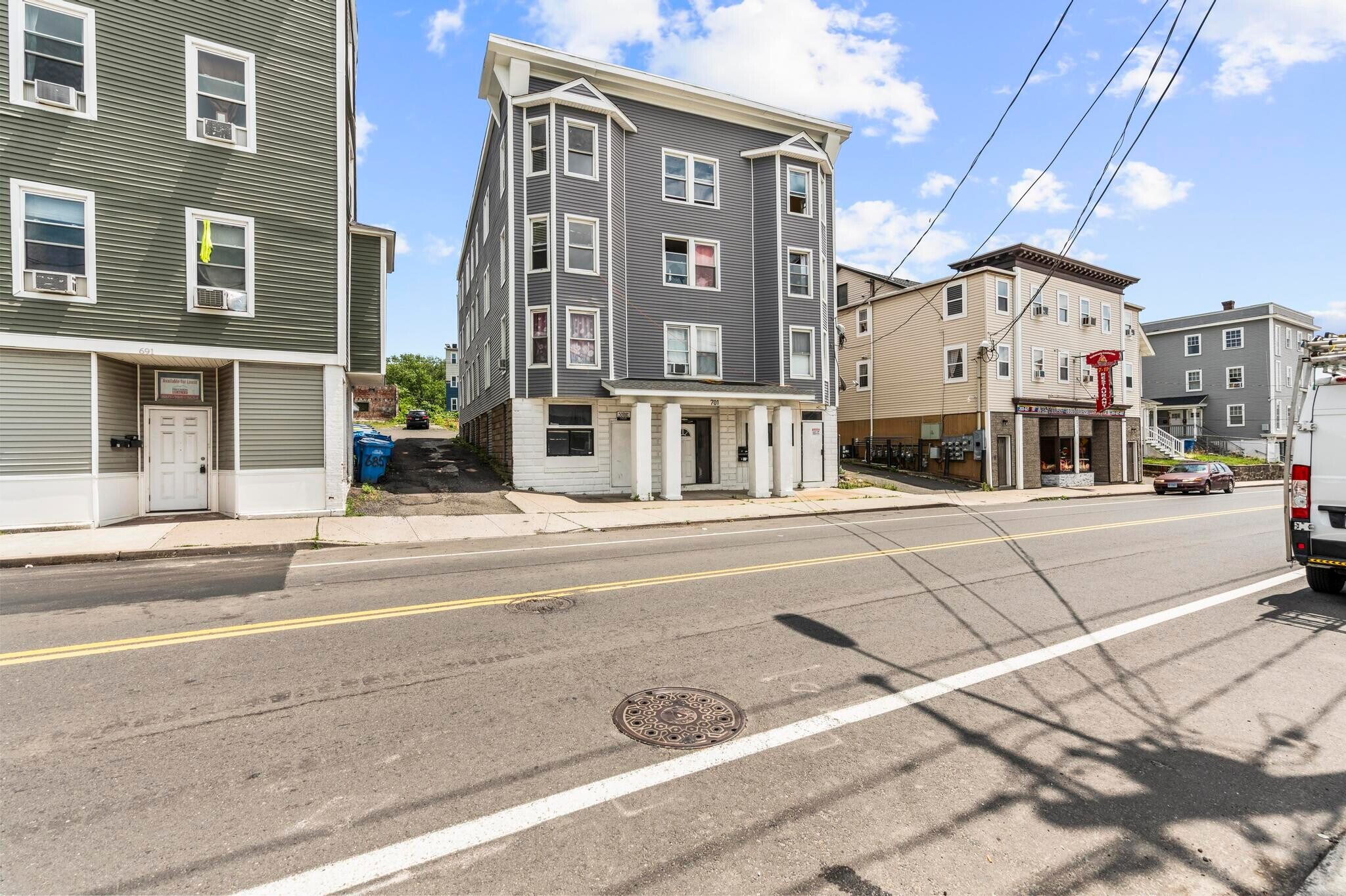 701-703 S Main St, Waterbury, CT for sale Primary Photo- Image 1 of 29