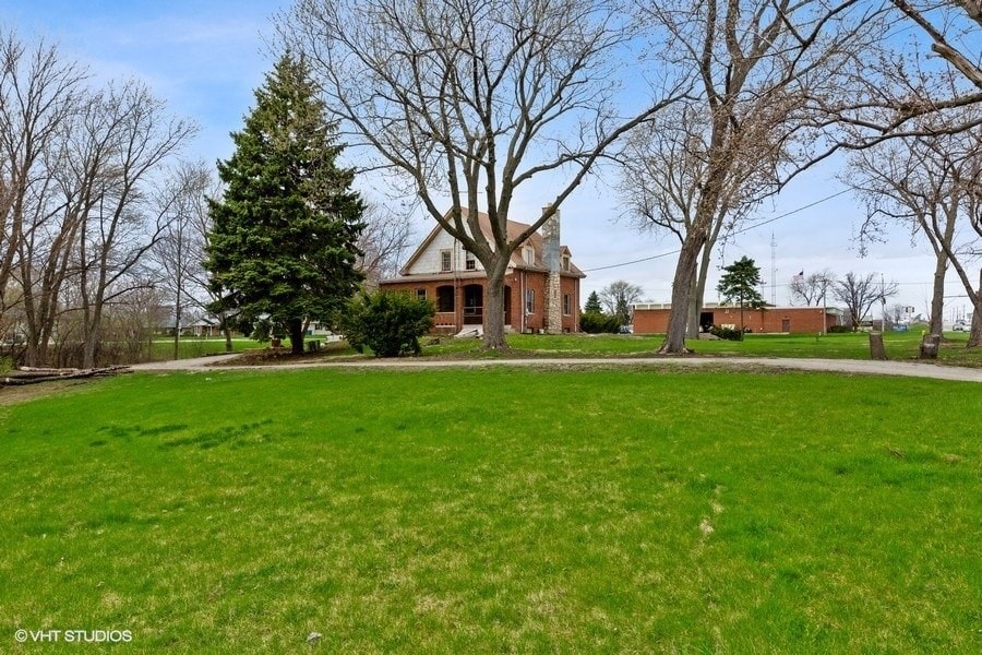 2213 Weber Rd, Crest Hill, IL for sale Primary Photo- Image 1 of 7