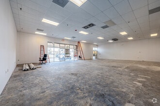 10511 Diberville Blvd, D'Iberville, MS for lease Interior Photo- Image 2 of 3
