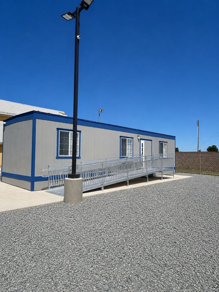 3505 E Eight Mile Rd, Lodi, CA for lease - Building Photo - Image 2 of 6