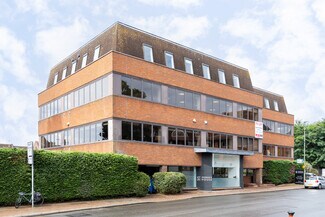 More details for Knoll Rd, Camberley - Office for Lease