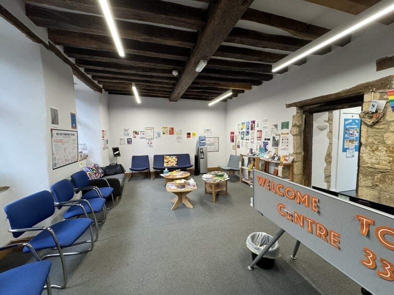 4 Cumbergate, Peterborough for sale - Interior Photo - Image 3 of 18