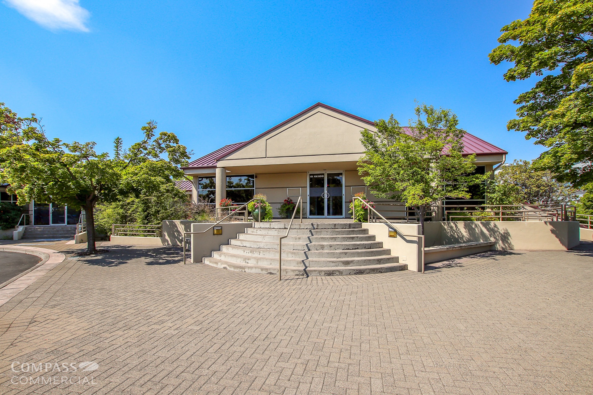 1151 NW Bond St, Bend, OR for lease Primary Photo- Image 1 of 6