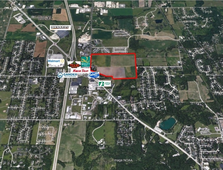 4305 N 40th St, Sheboygan, WI for lease - Primary Photo - Image 2 of 22