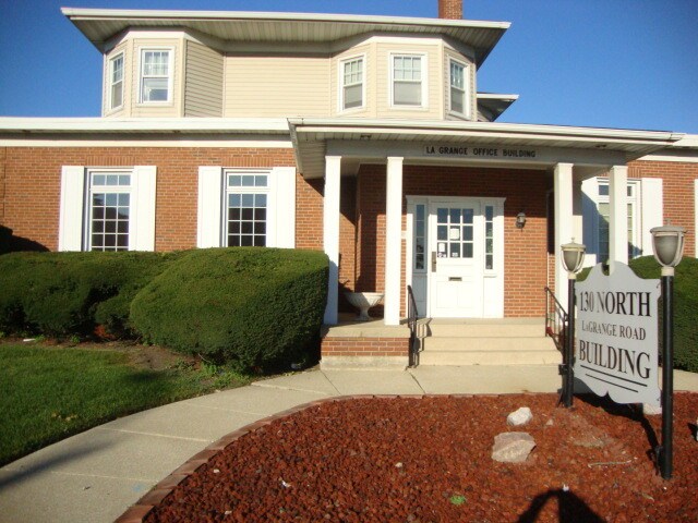 130 N La Grange Rd, La Grange, IL à vendre - Photo du bâtiment - Image 1 de 14