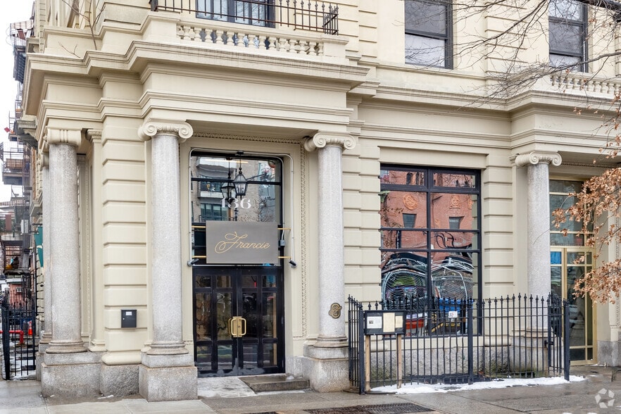 134 Broadway, Brooklyn, NY for lease - Building Photo - Image 2 of 6