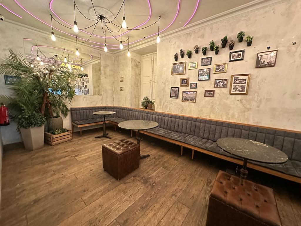 Calle de Ponzano, Madrid, Madrid for lease Primary Photo- Image 1 of 10