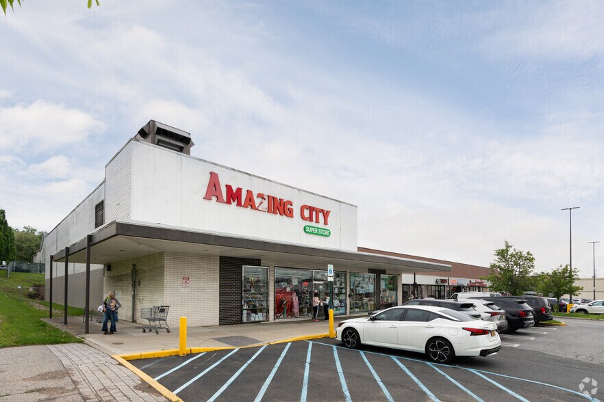 2823 Richmond Ave, Staten Island, NY for lease - Building Photo - Image 2 of 5