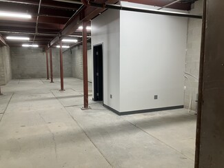 Plus de détails pour 2500 E 5th Ave, Columbus, OH - Bureau, Industriel à louer