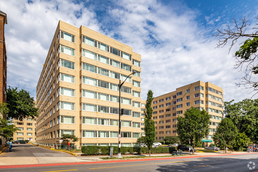 3636 16th St NW, Washington, DC à vendre - Photo principale - Image 1 de 1