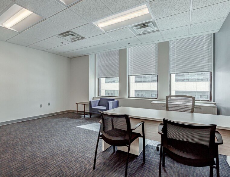 35 E 7th St, Cincinnati, OH à louer - Photo intérieure - Image 2 de 4