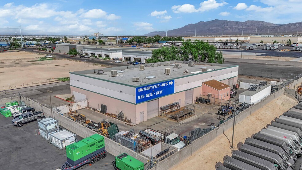 4440 E Craig Rd, Las Vegas, NV à vendre - Photo du bâtiment - Image 3 de 8
